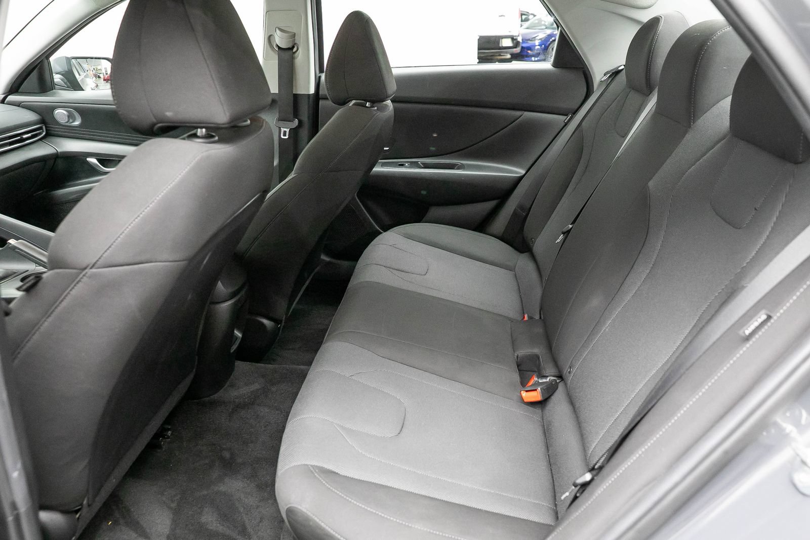 Used 2024 Hyundai Elantra SE FWD image 19