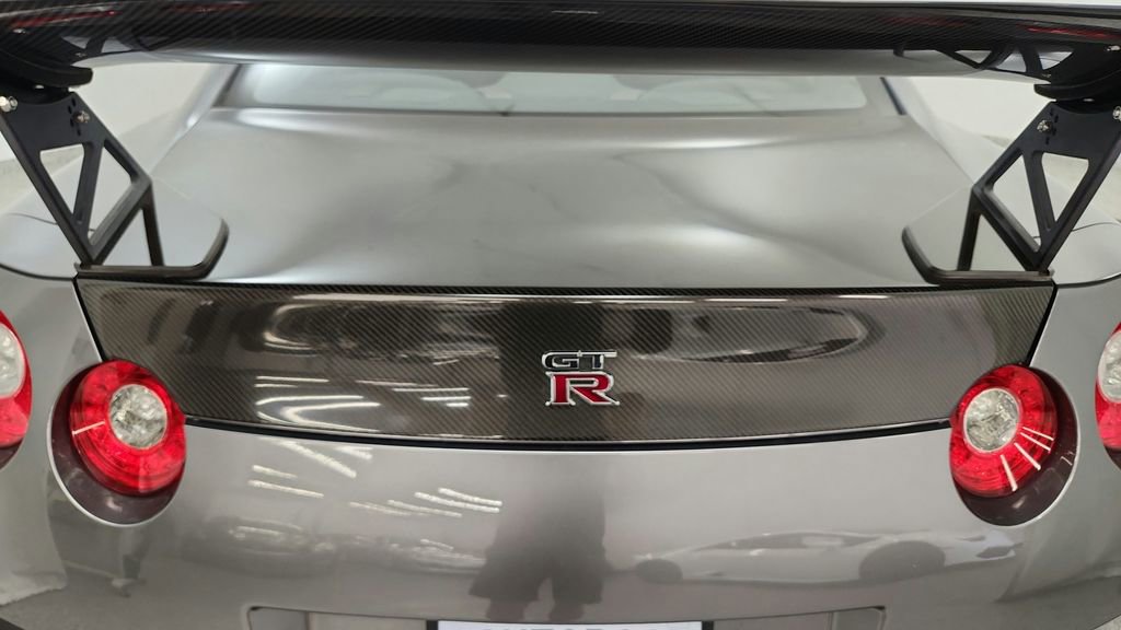 Used 2011 Nissan GT-R Premium AWD/4WD image 34