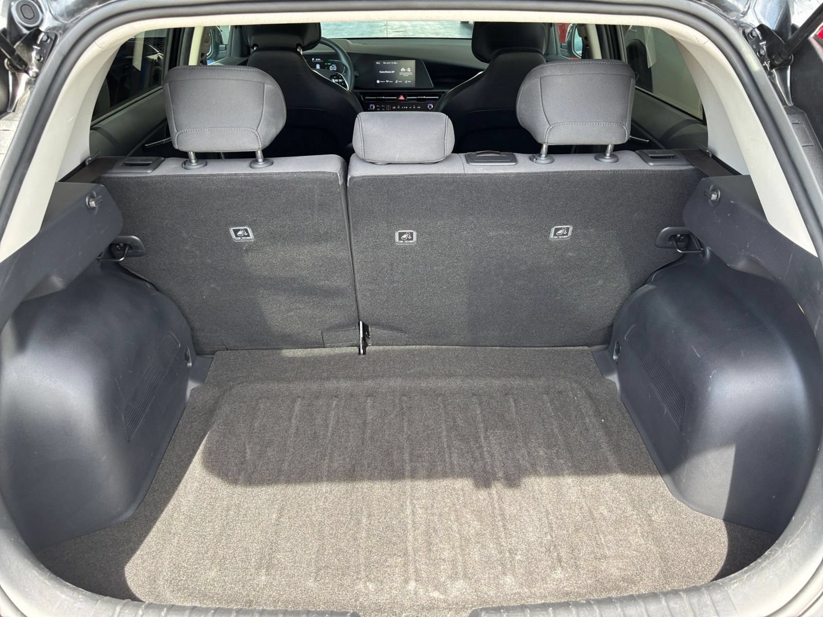Used 2026 Kia Niro LX FWD image 29