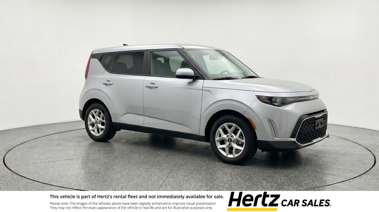 Used 2025 Kia Soul LX w/ LX Technology Package FWD image 1