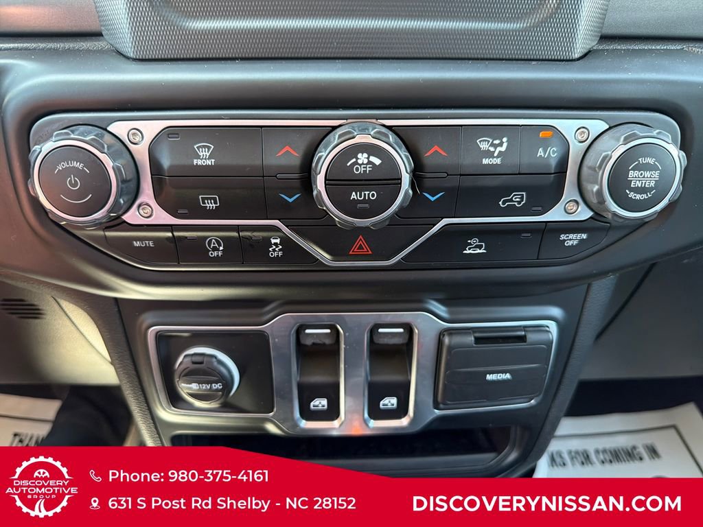 Used 2023 Jeep Wrangler Willys image 18