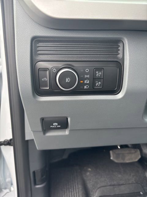 New 2026 Ford F550 4x4 Regular Cab Super Duty image 28