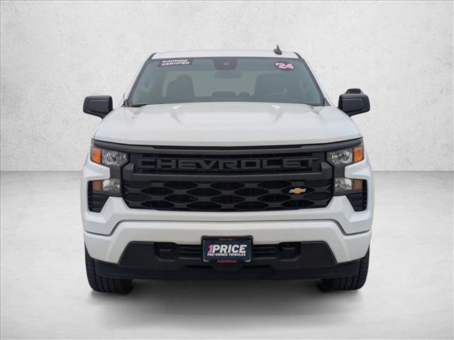 Used 2024 Chevrolet Silverado 1500 Custom image 2