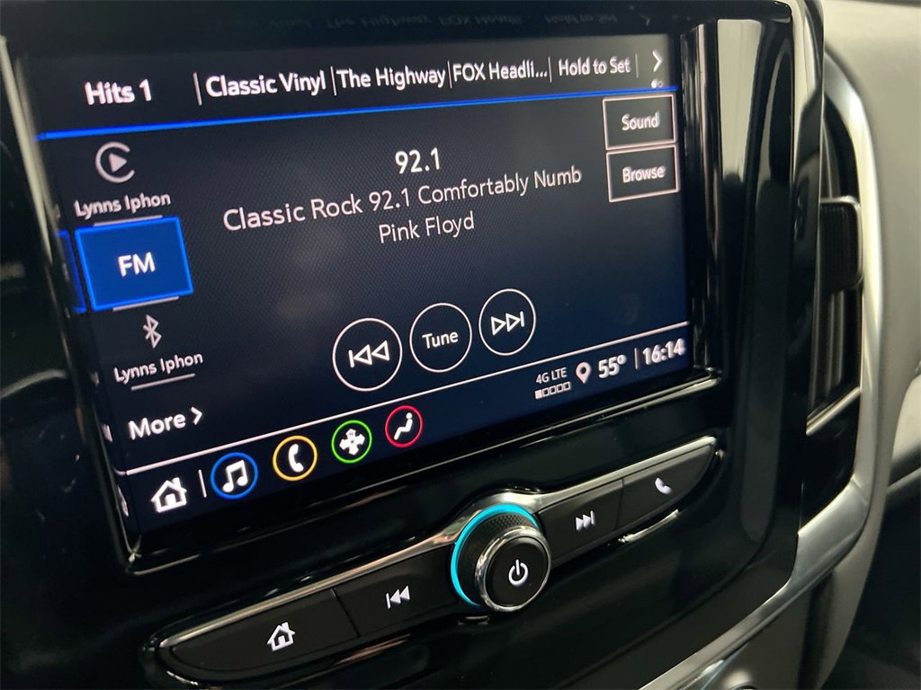 Used 2023 Chevrolet Traverse LT image 13