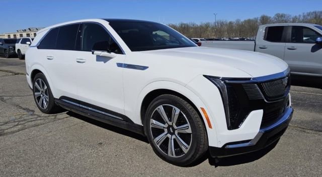 Certified 2025 Cadillac Escalade IQ Luxury 2 w/ LPO, Premium Carpet Package AWD/4WD image 1
