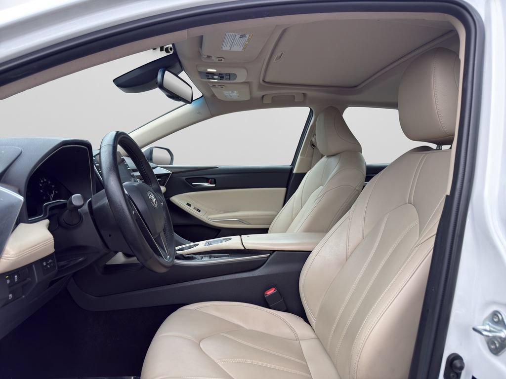 Used 2022 Toyota Avalon XLE w/ Moonroof Package FWD image 27