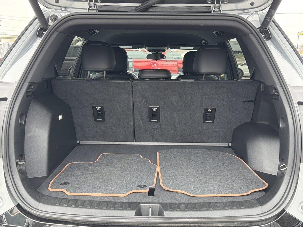 Used 2026 GMC Terrain AT4 image 18