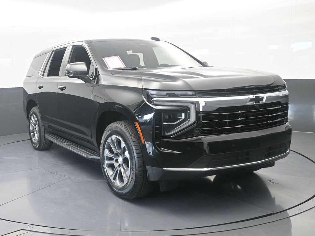 Used 2026 Chevrolet Tahoe LS w/ LPO, Dark Essentials Package RWD image 9