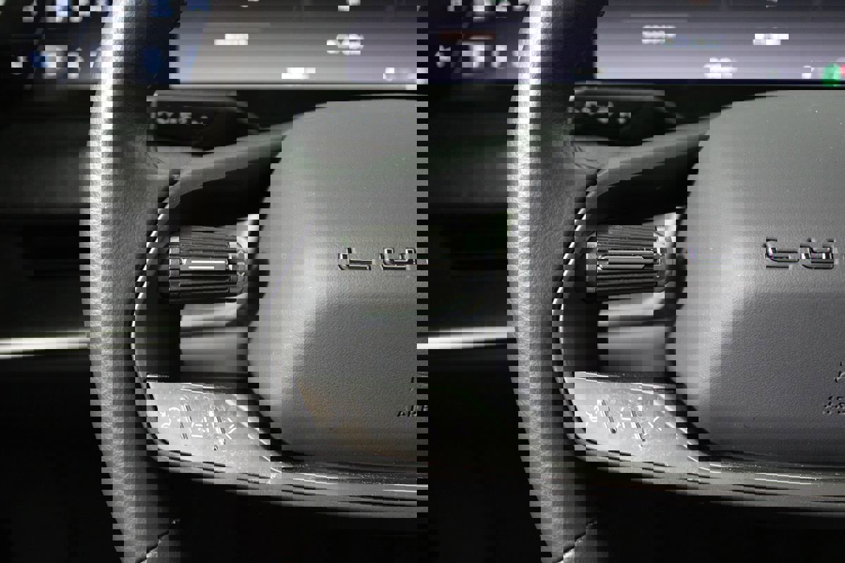 Used 2024 Lucid Air Pure image 16