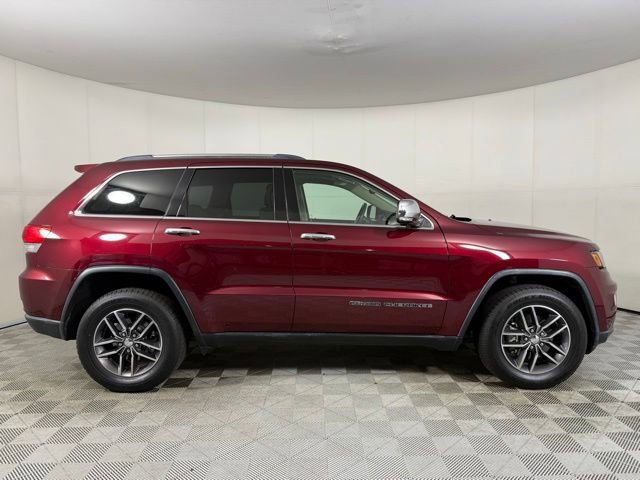 Used 2017 Jeep Grand Cherokee Limited w/ Luxury Group II image 13