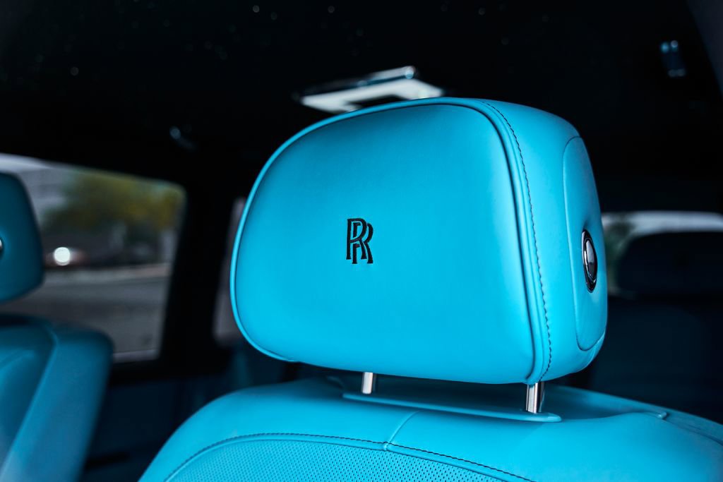 Used 2025 Rolls-Royce Cullinan Black Badge image 52