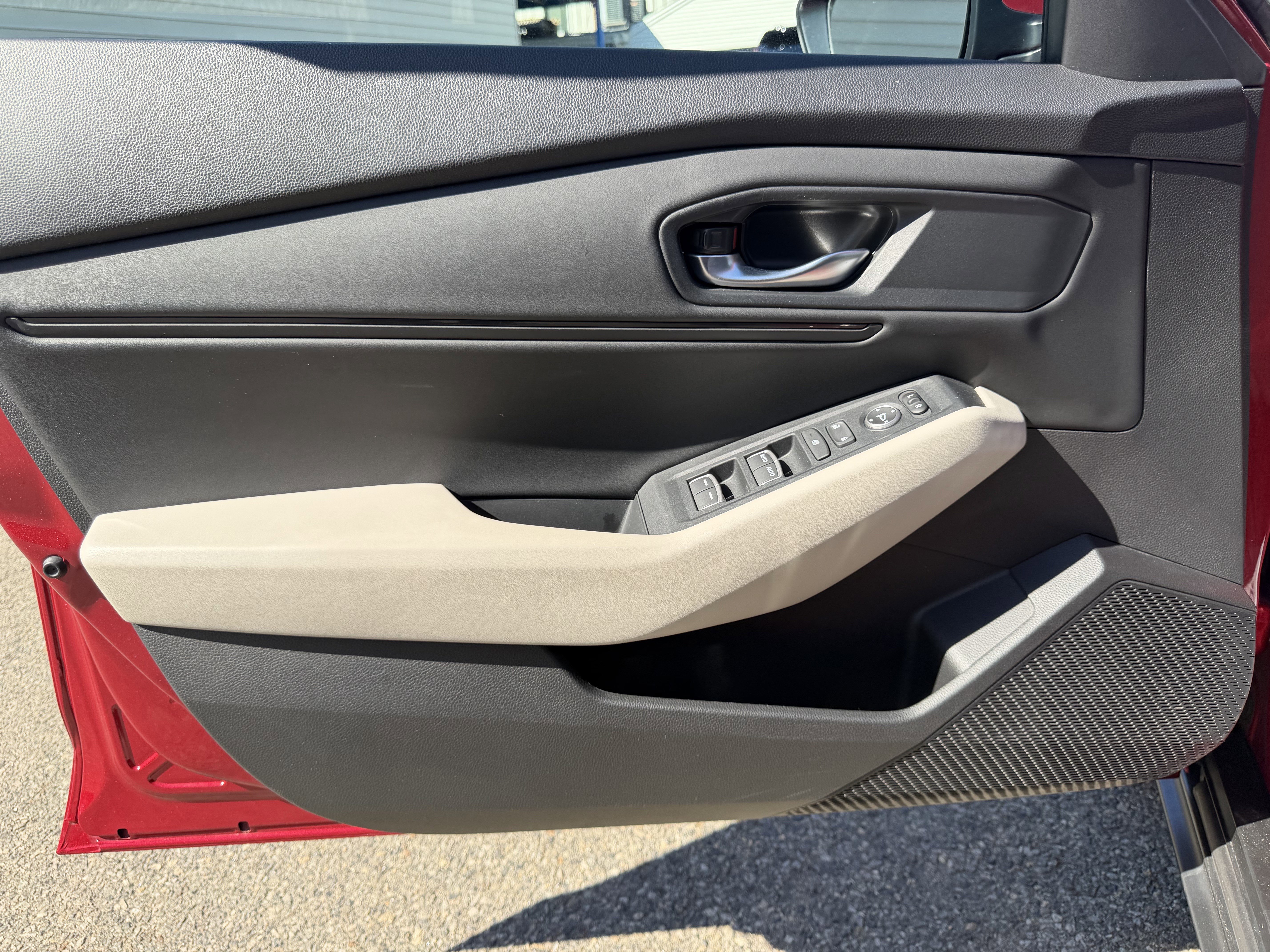 Certified 2023 Honda Accord EX image 9