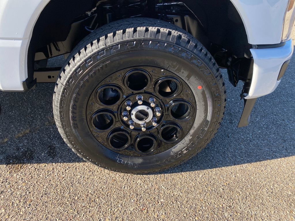 New 2026 Ford F250 XLT w/ XLT Premium Package image 32