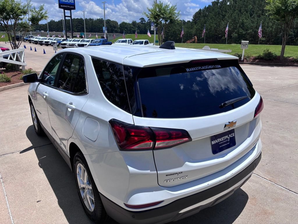 Used 2024 Chevrolet Equinox LT AWD/4WD image 8