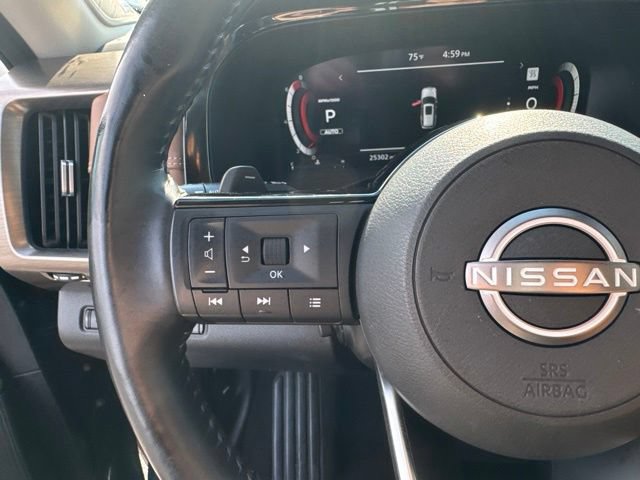 Used 2023 Nissan Pathfinder Platinum AWD/4WD image 14