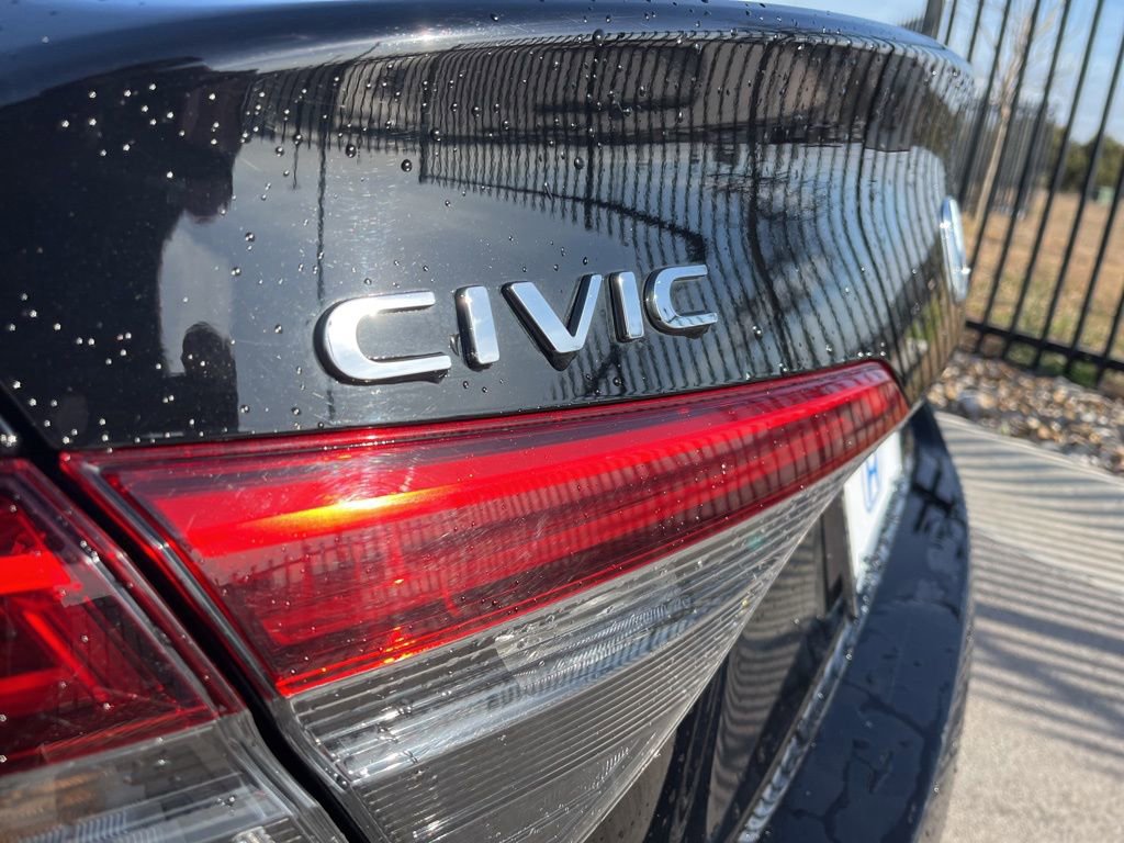 Used 2024 Honda Civic Sport image 8