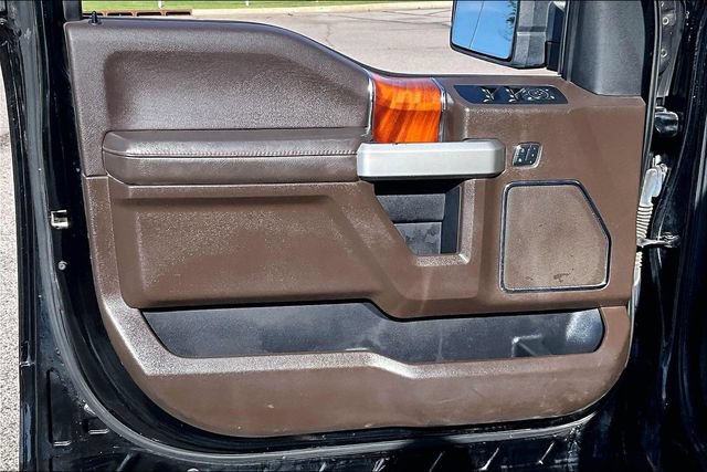 Used 2017 Ford F150 King Ranch w/ Equipment Group 601A Luxury AWD/4WD image 24
