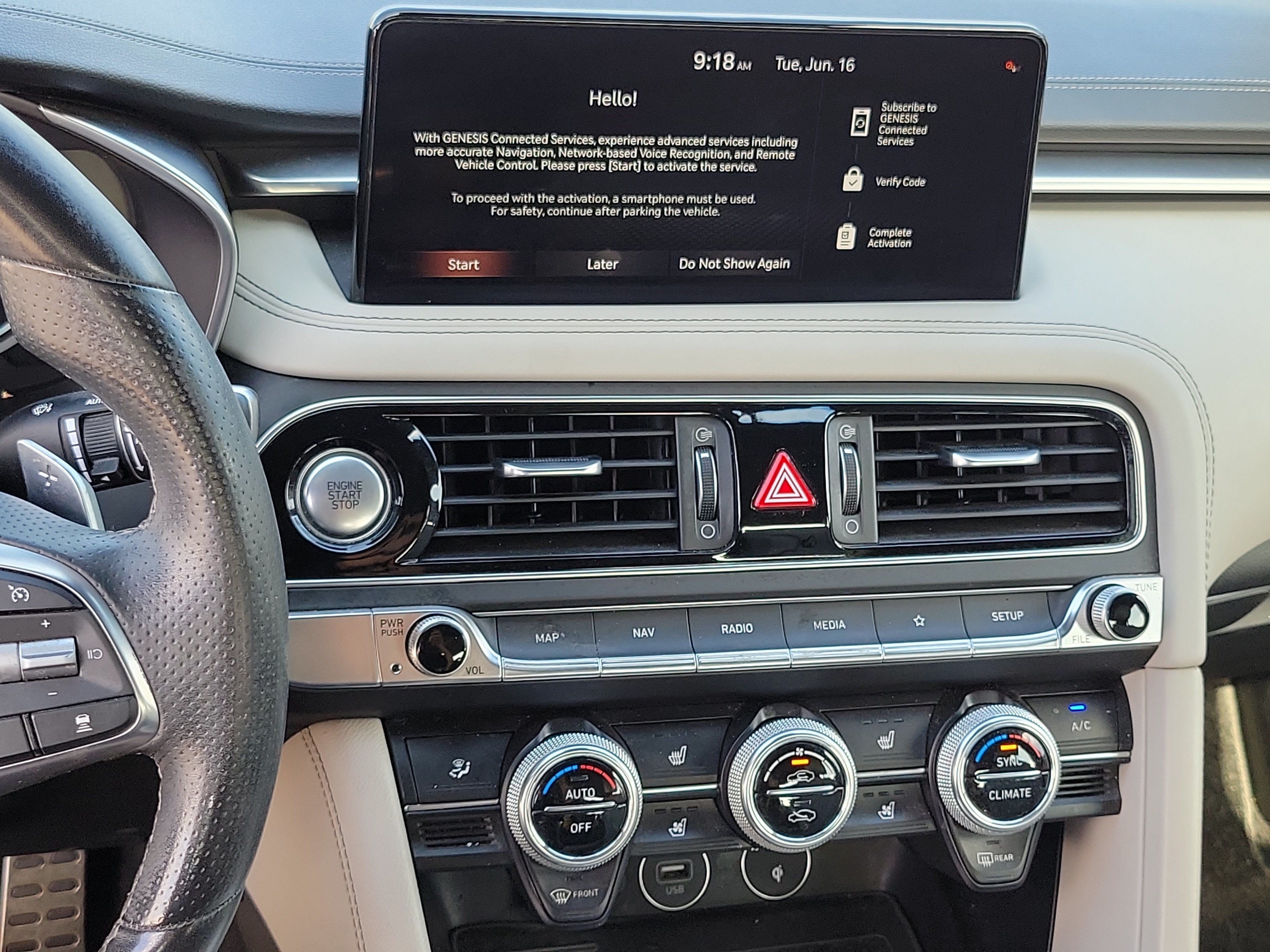 Used 2023 Genesis G70 2.0T w/ Sport Prestige Package RWD image 12