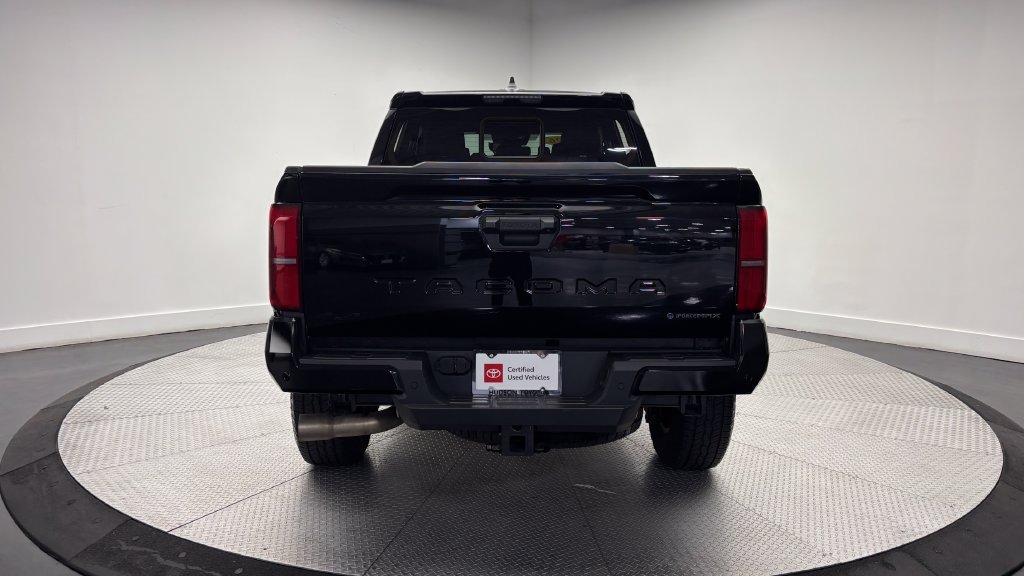 Certified 2026 Toyota Tacoma TRD Off-Road w/ TRD Off Road Upgrade Package AWD/4WD image 37