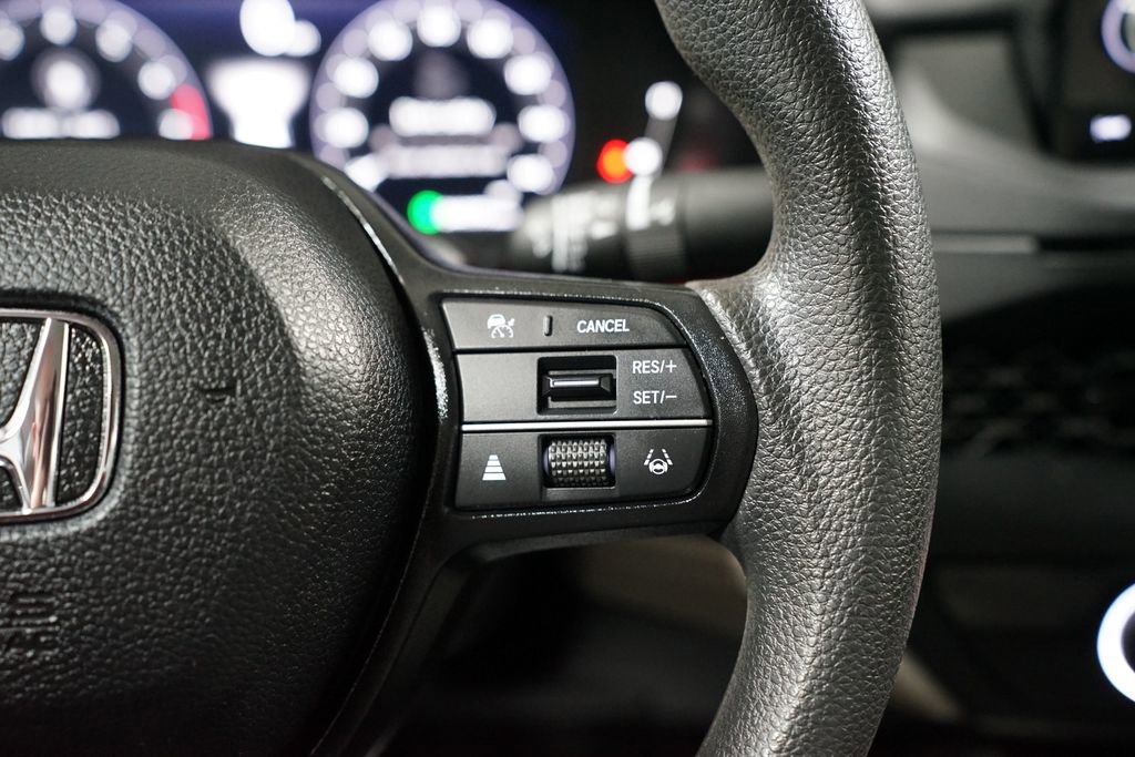 Used 2025 Honda Accord LX image 13