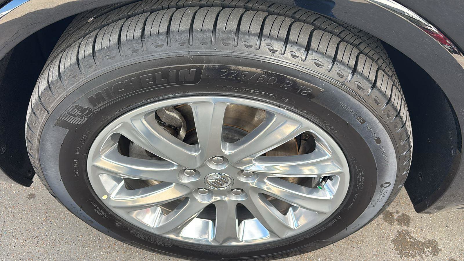 Used 2020 Buick Envision Essence image 12