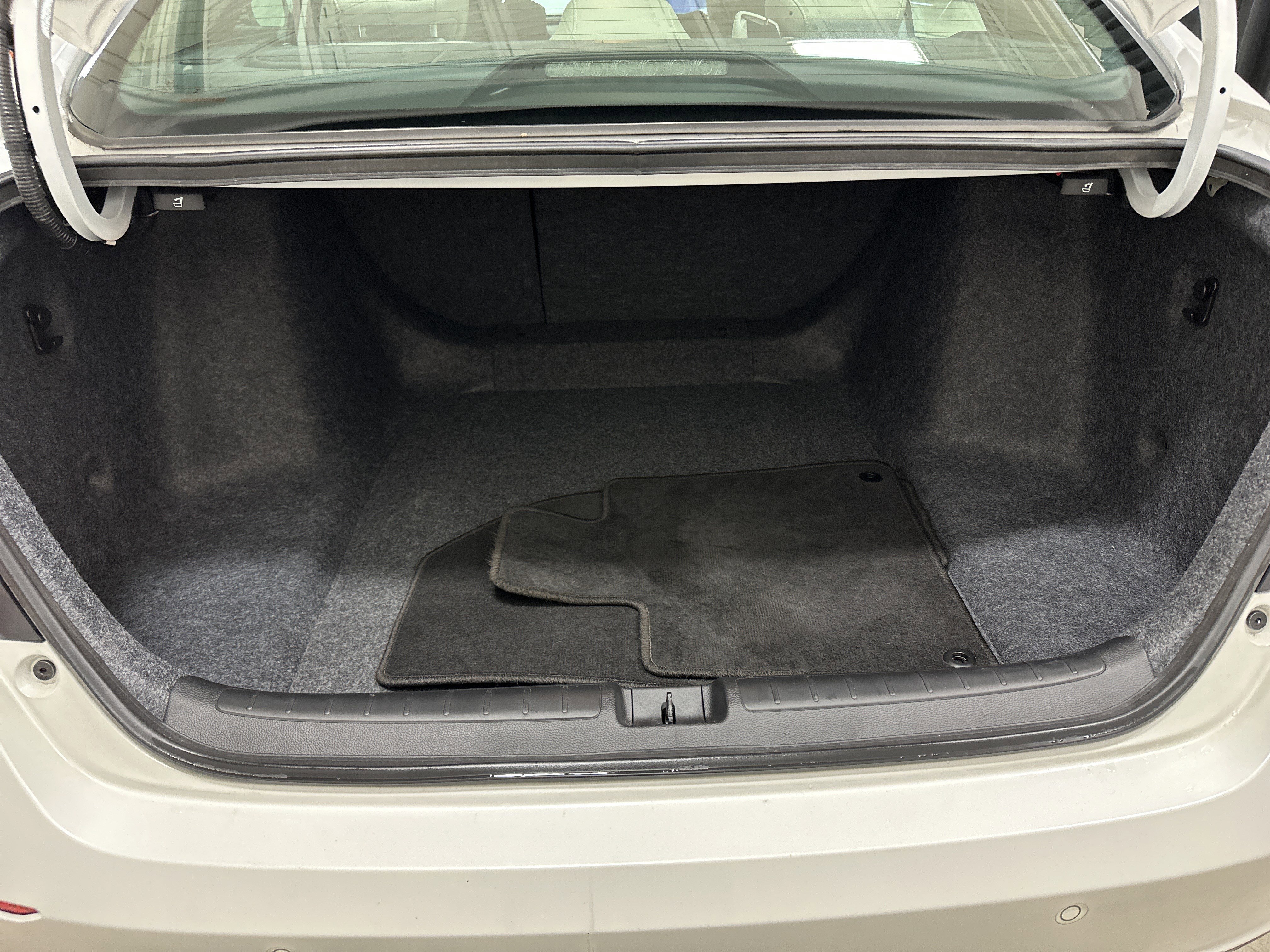 Used 2022 Honda Accord Touring image 32