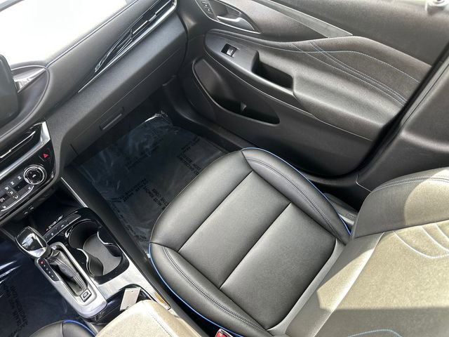 Used 2025 Buick Envista Sport Touring w/ Convenience II Package image 20