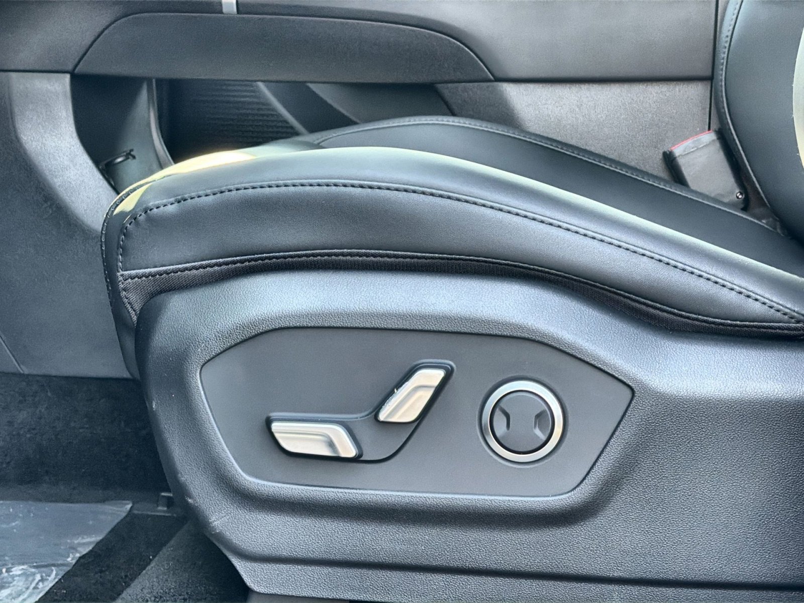 New 2026 Hyundai Santa Fe SEL image 14