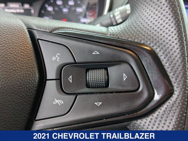 Used 2021 Chevrolet TrailBlazer LT w/ Convenience Package image 17