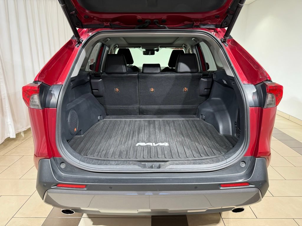 Used 2019 Toyota RAV4 Limited w/ Advanced Technology Package AWD/4WD image 11
