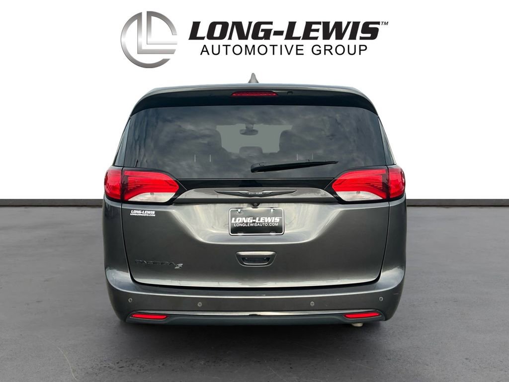 Used 2018 Chrysler Pacifica Touring Plus w/ S Appearance Package FWD image 5