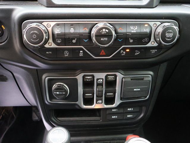 Used 2018 Jeep Wrangler Unlimited Sahara w/ Quick Order Package 24M Moab image 35