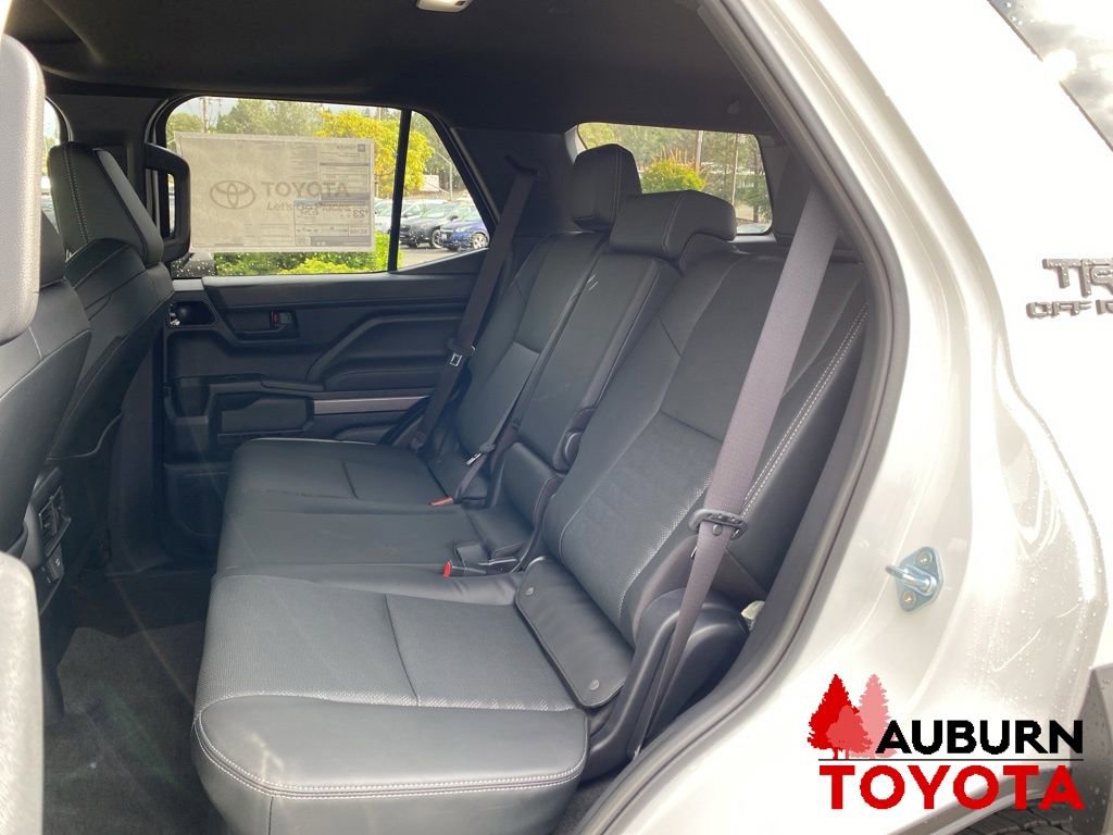 New 2026 Toyota 4Runner TRD Off-Road Premium AWD/4WD image 24