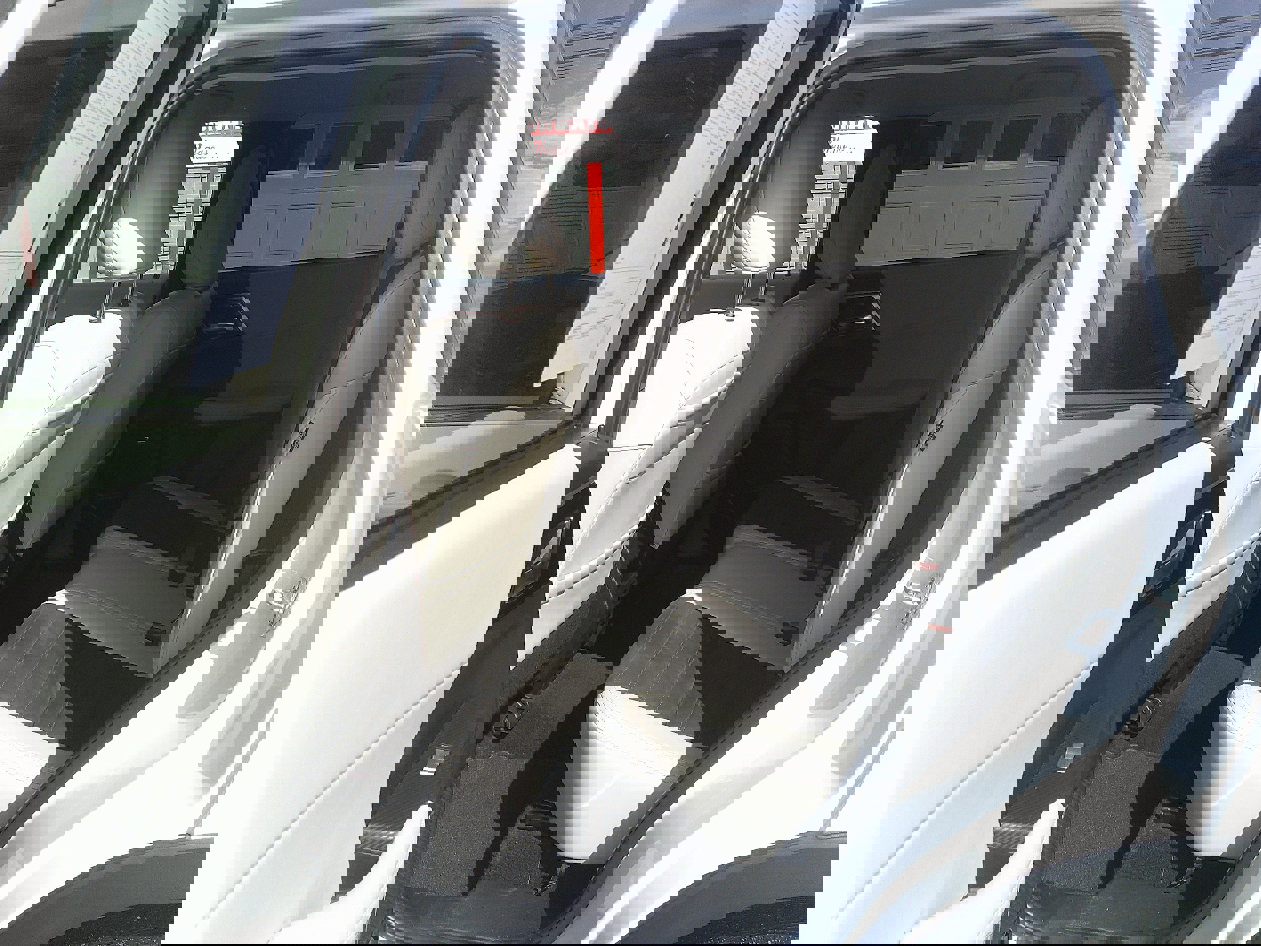 Used 2025 Mitsubishi Outlander SE image 17