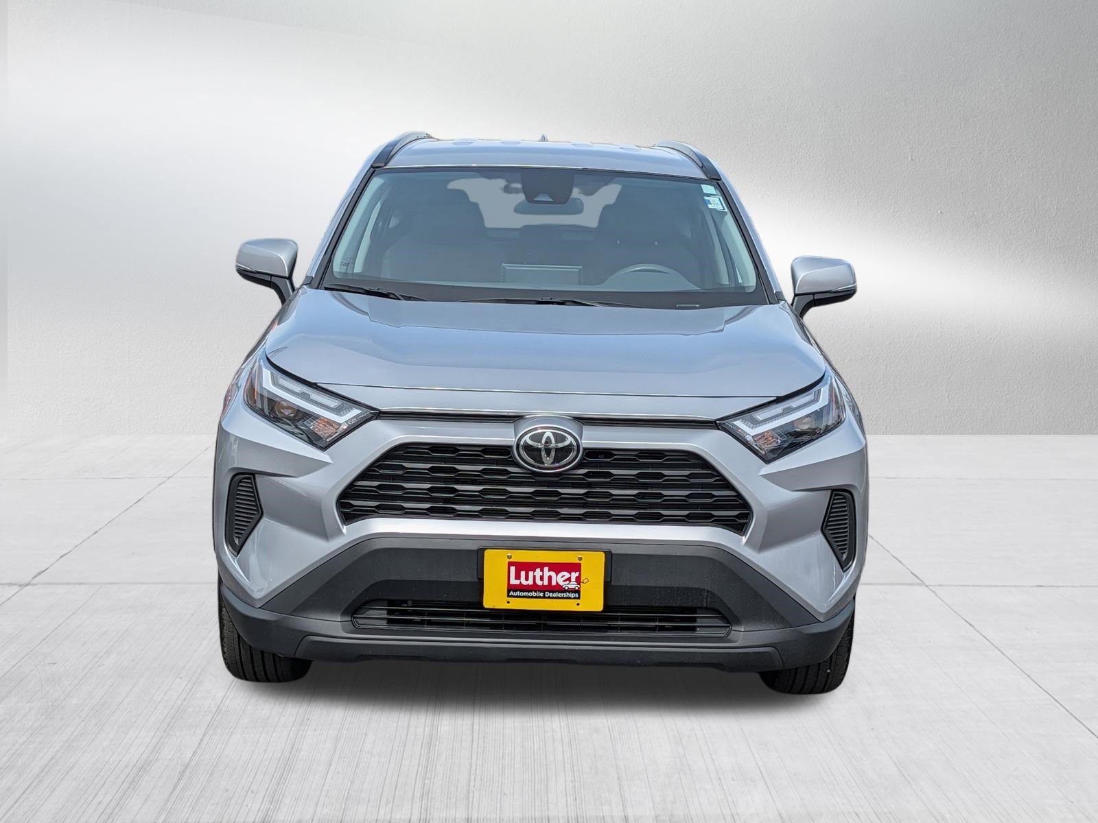 Used 2025 Toyota RAV4 XLE AWD/4WD video 2