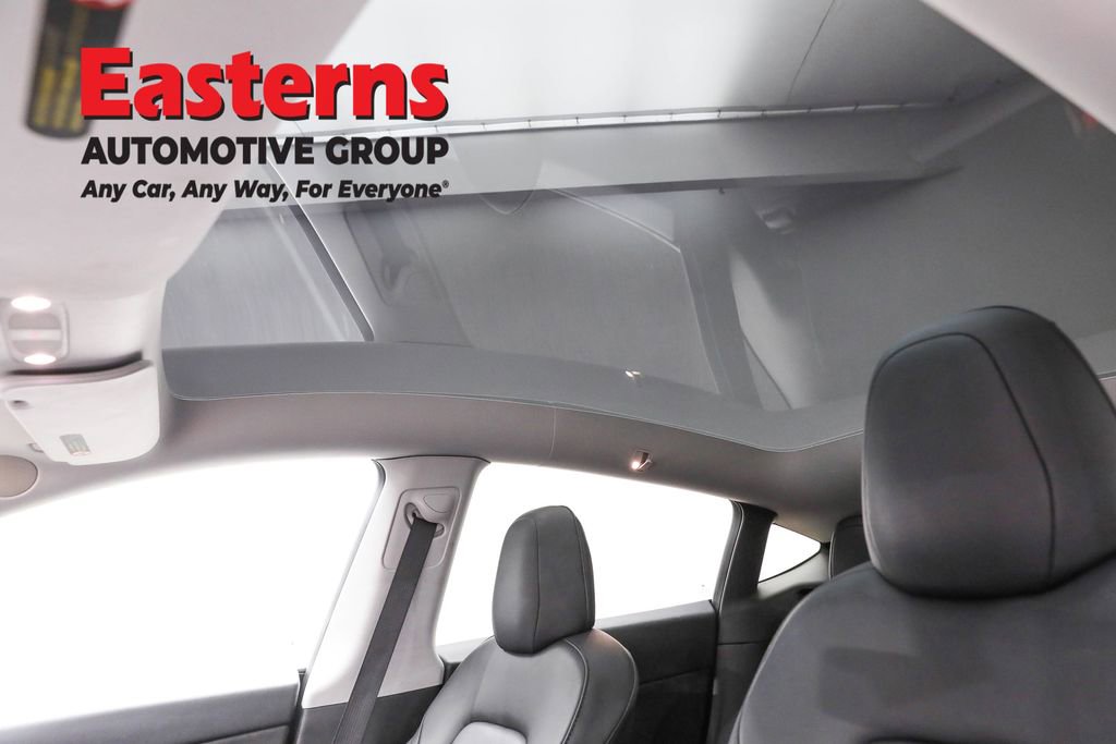 Used 2021 Tesla Model Y Standard Range image 31