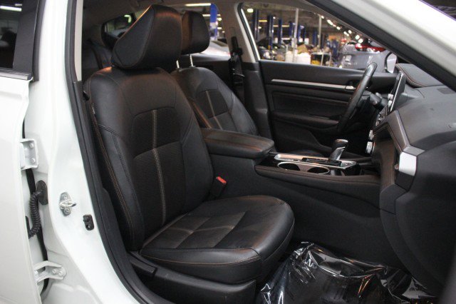 Used 2023 Nissan Altima 2.5 SR image 23