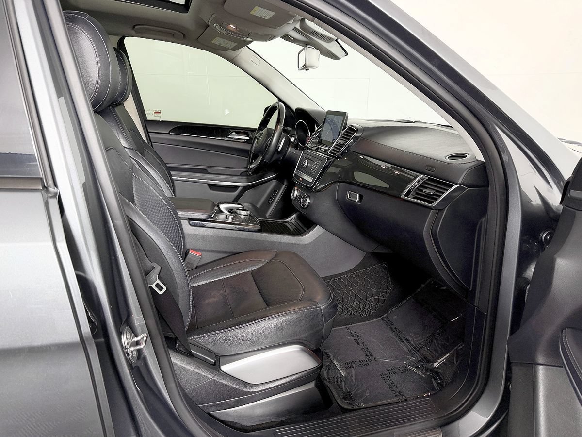 Used 2018 Mercedes-Benz GLS 550 4MATIC image 52