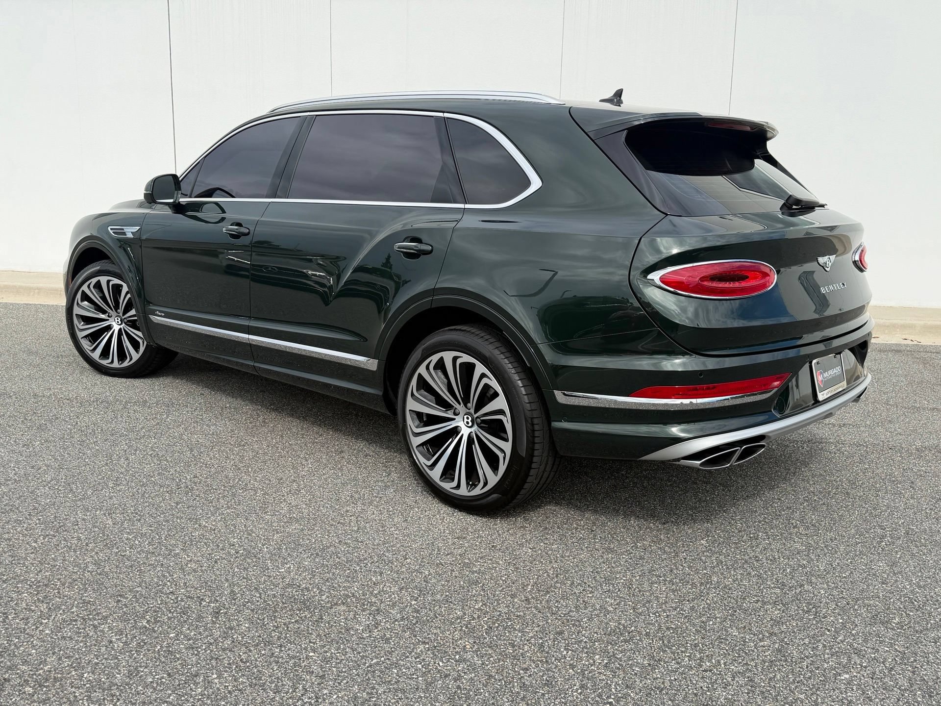 Certified 2024 Bentley Bentayga Extended Wheelbase AWD/4WD image 2