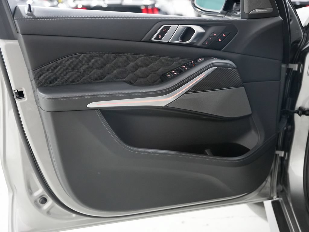 Used 2022 BMW X5 M w/ Competition Package 2 AWD/4WD image 34