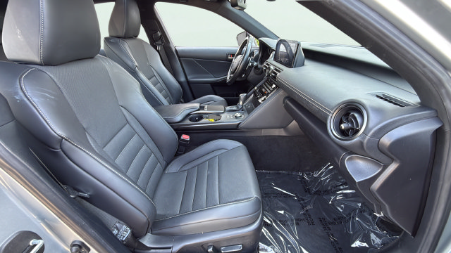 Used 2023 Lexus IS 350 F Sport w/ Navigation Package RWD image 29