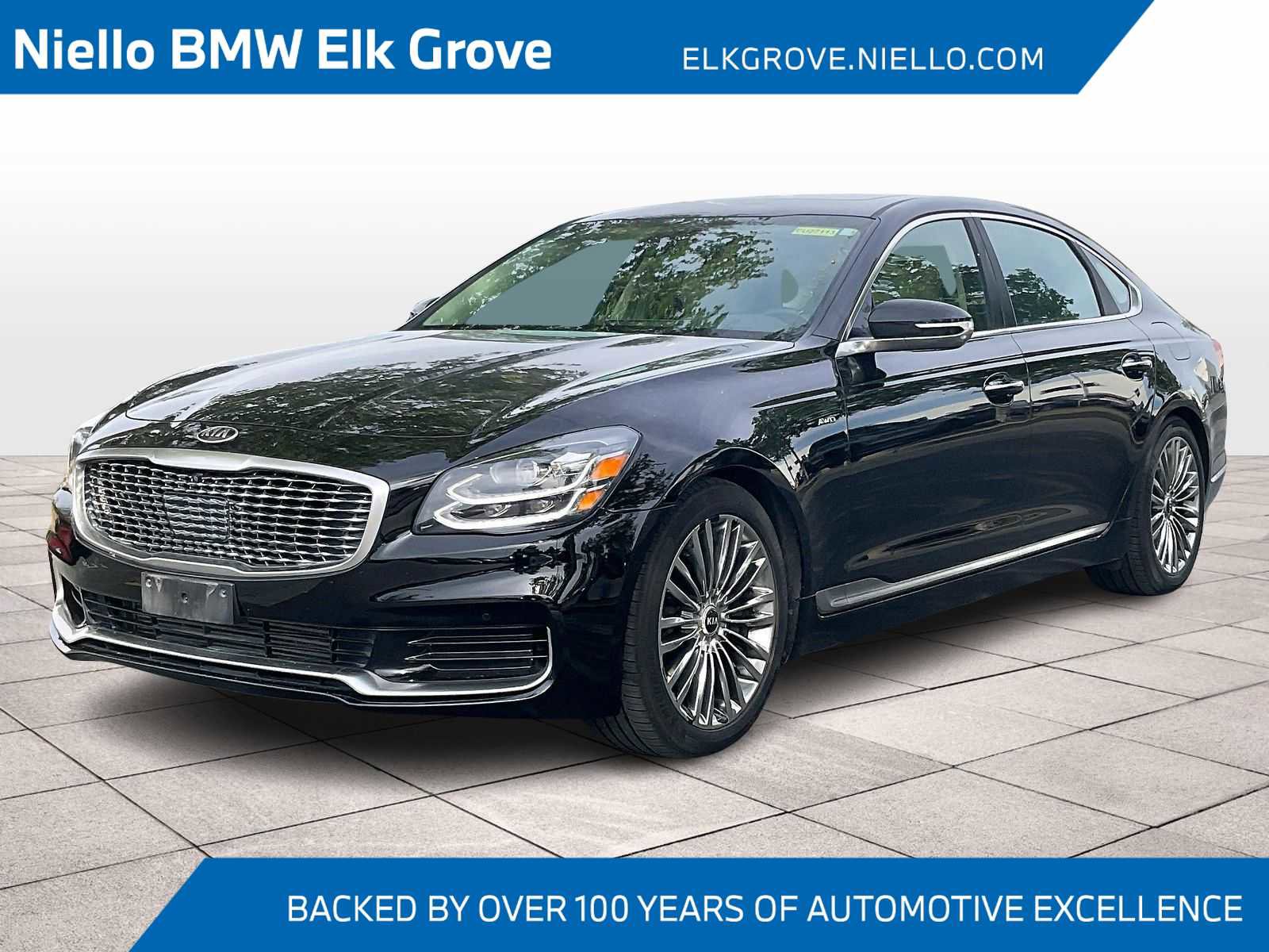Used 2019 Kia K900 Luxury w/ VIP Package image 1