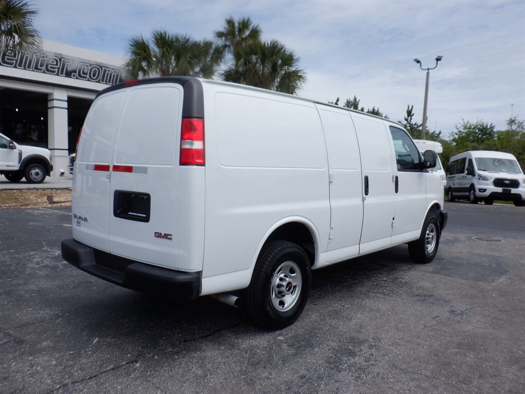 Used 2023 GMC Savana 2500 w/ Driver Convenience Package image 7