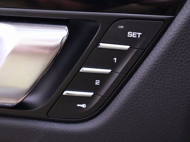 New 2024 Porsche Macan image 26