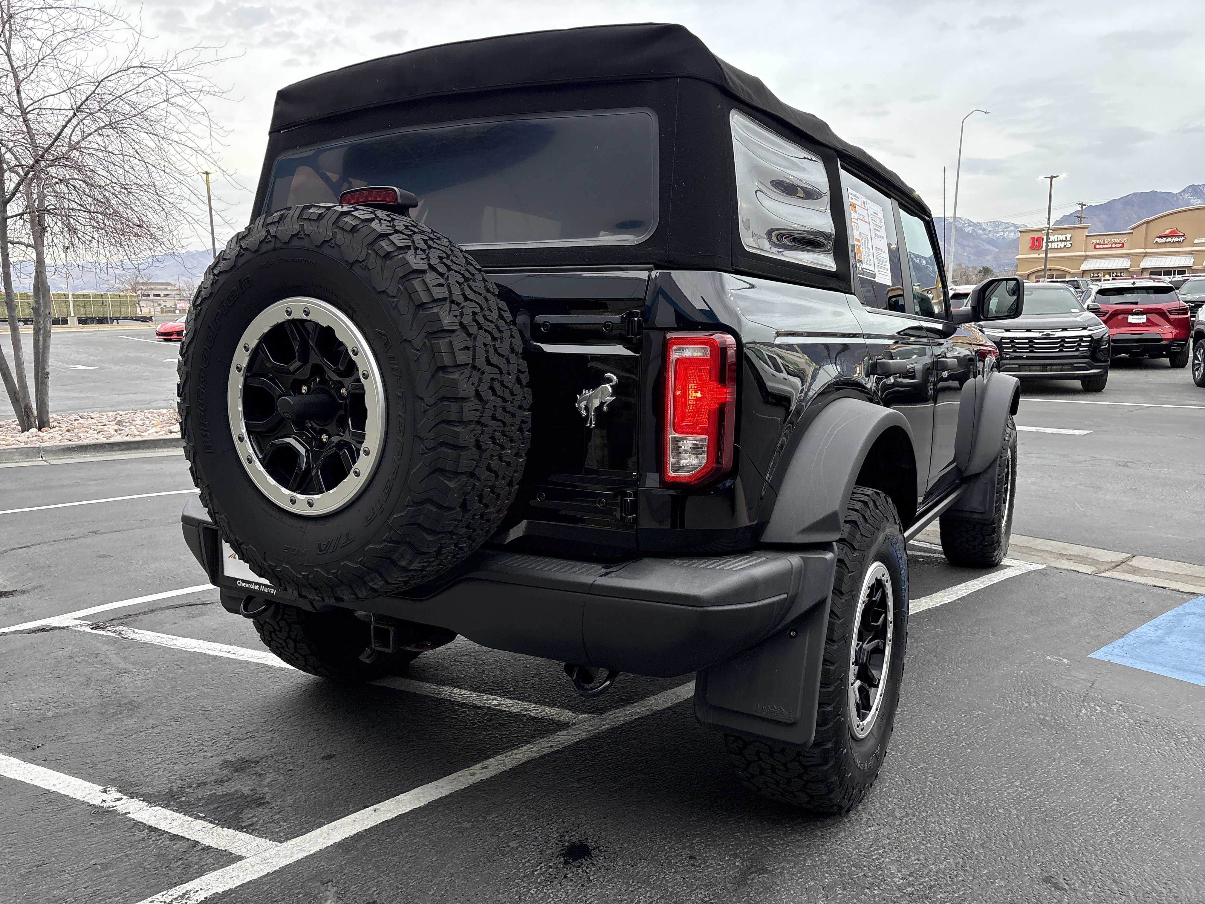 Used 2021 Ford Bronco Black Diamond w/ Sasquatch Package image 6