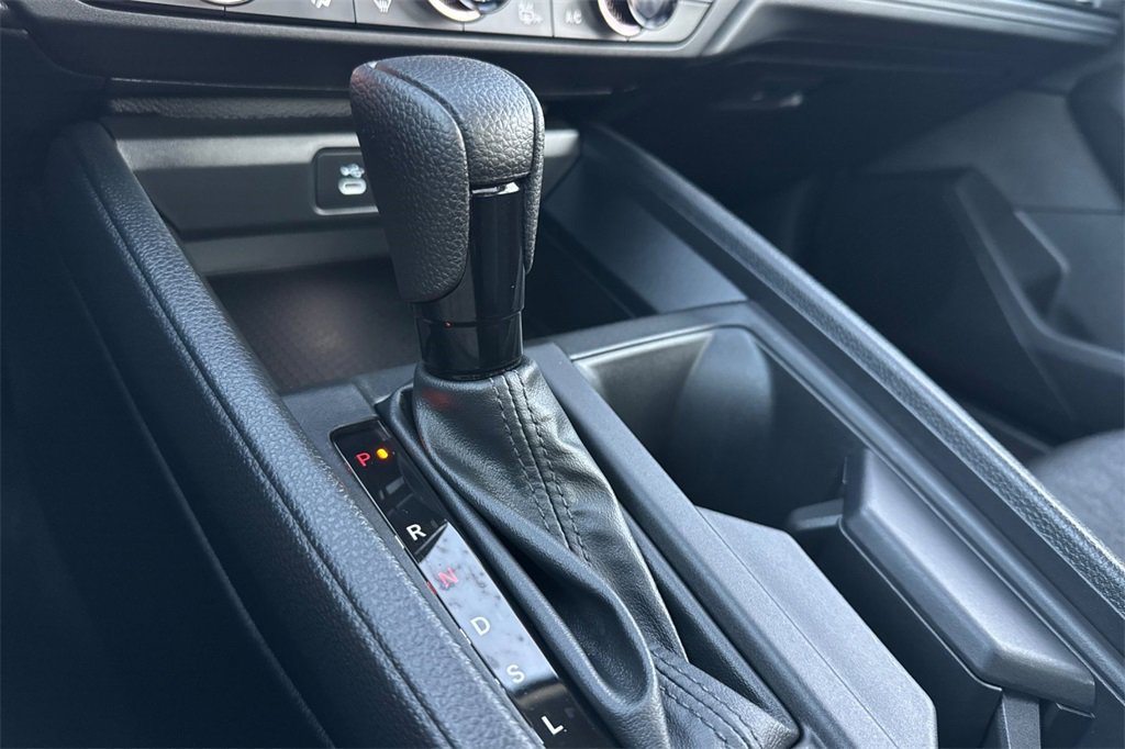 Certified 2025 Honda Accord SE image 19