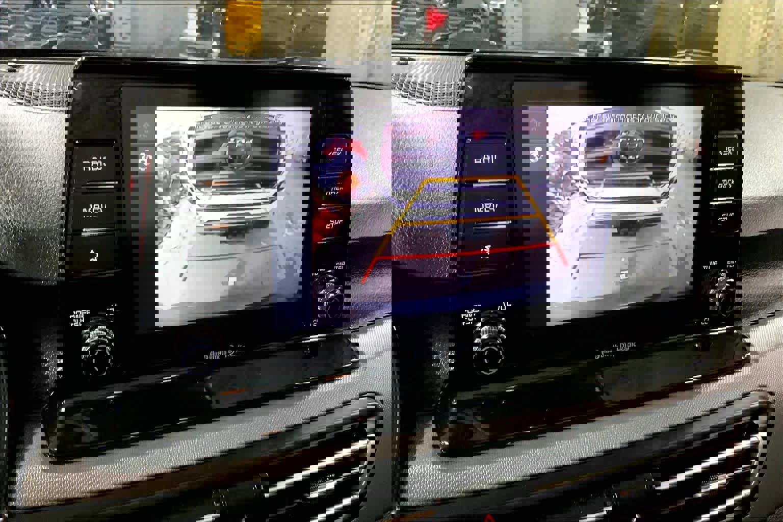 Used 2023 Kia Seltos LX image 27