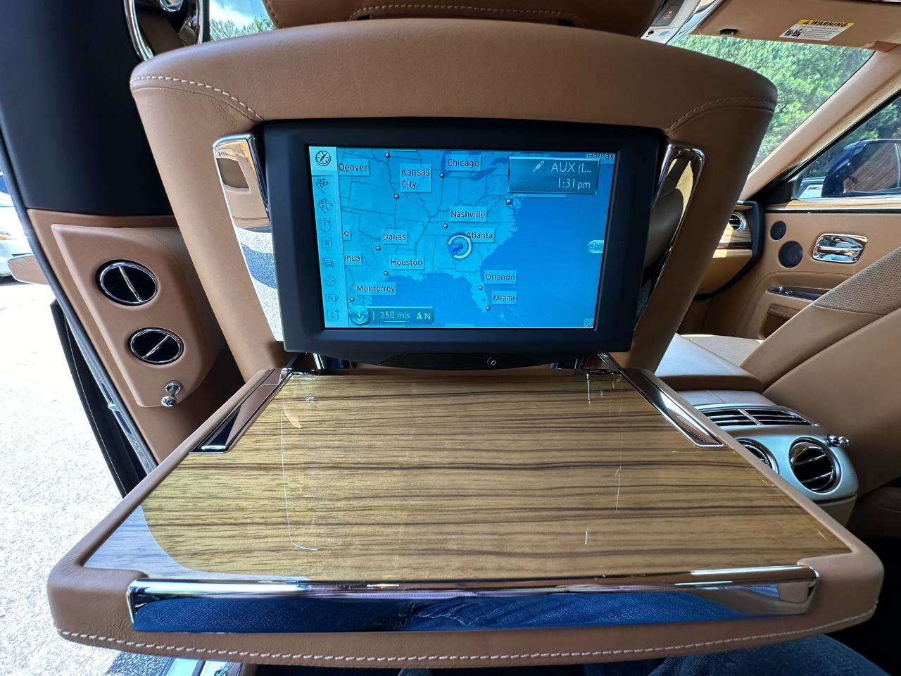 Used 2014 Rolls-Royce Ghost RWD image 34