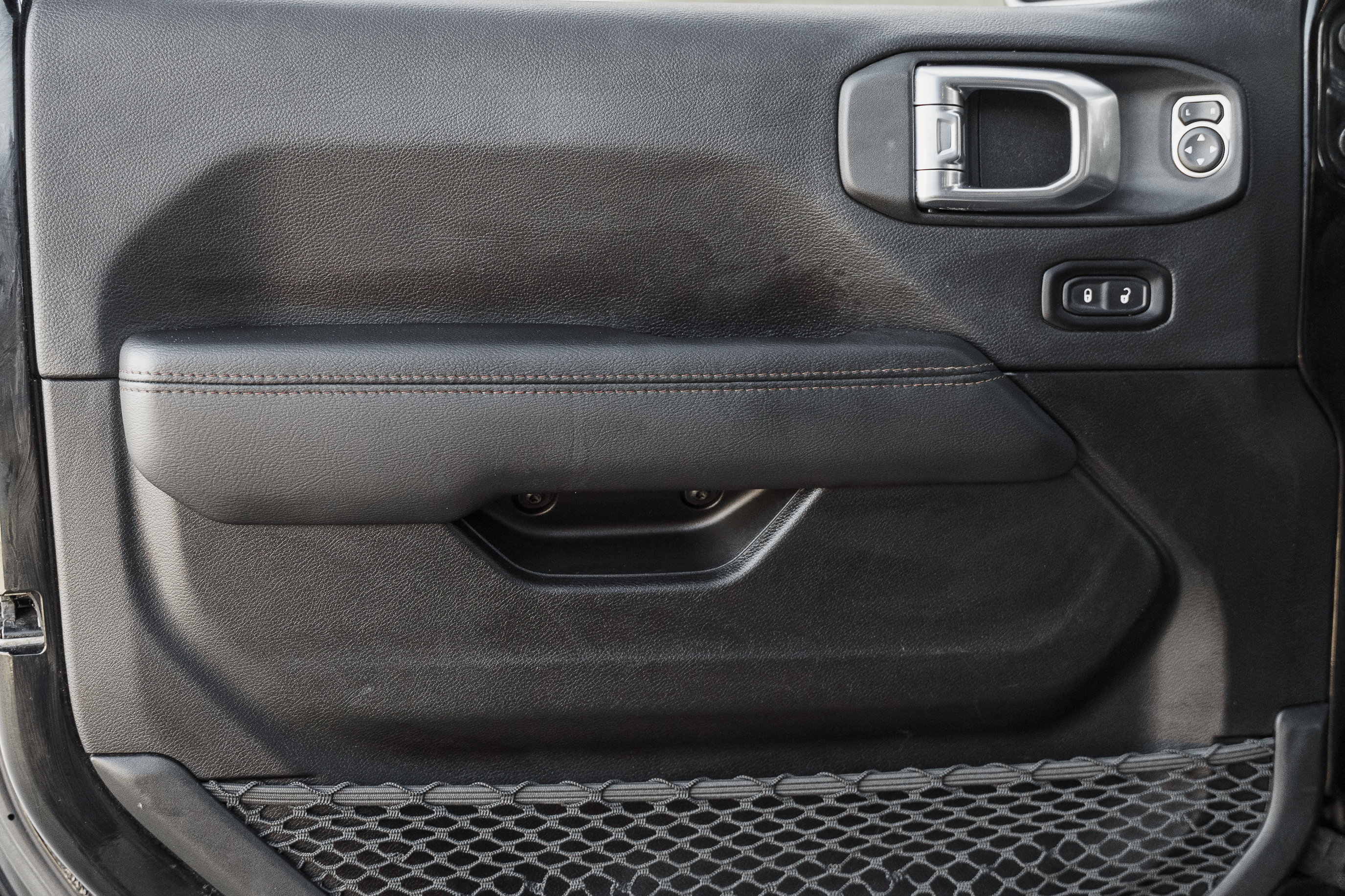 Used 2021 Jeep Wrangler Unlimited Rubicon w/ Xtreme Recon 35" Tire Package image 23