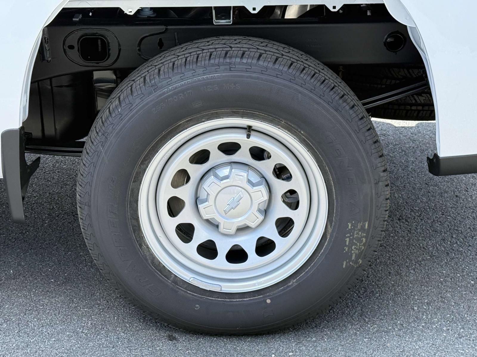 New 2026 Chevrolet Silverado 1500 W/T w/ WT Value Package AWD/4WD image 6